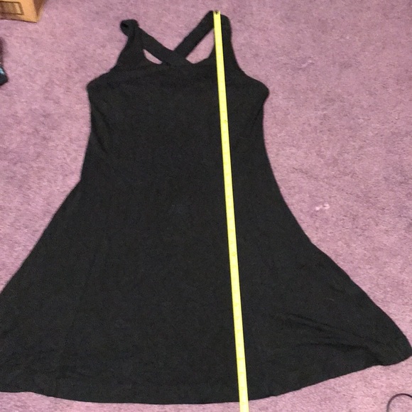 Willi Smith LBD black dress crisscross back flounc bodycon bodcon - Picture 5 of 13